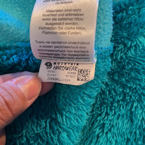 Mountain hardwear fuzzy jacket womens small teal pockets full zip up warm - Picture 12 of 12